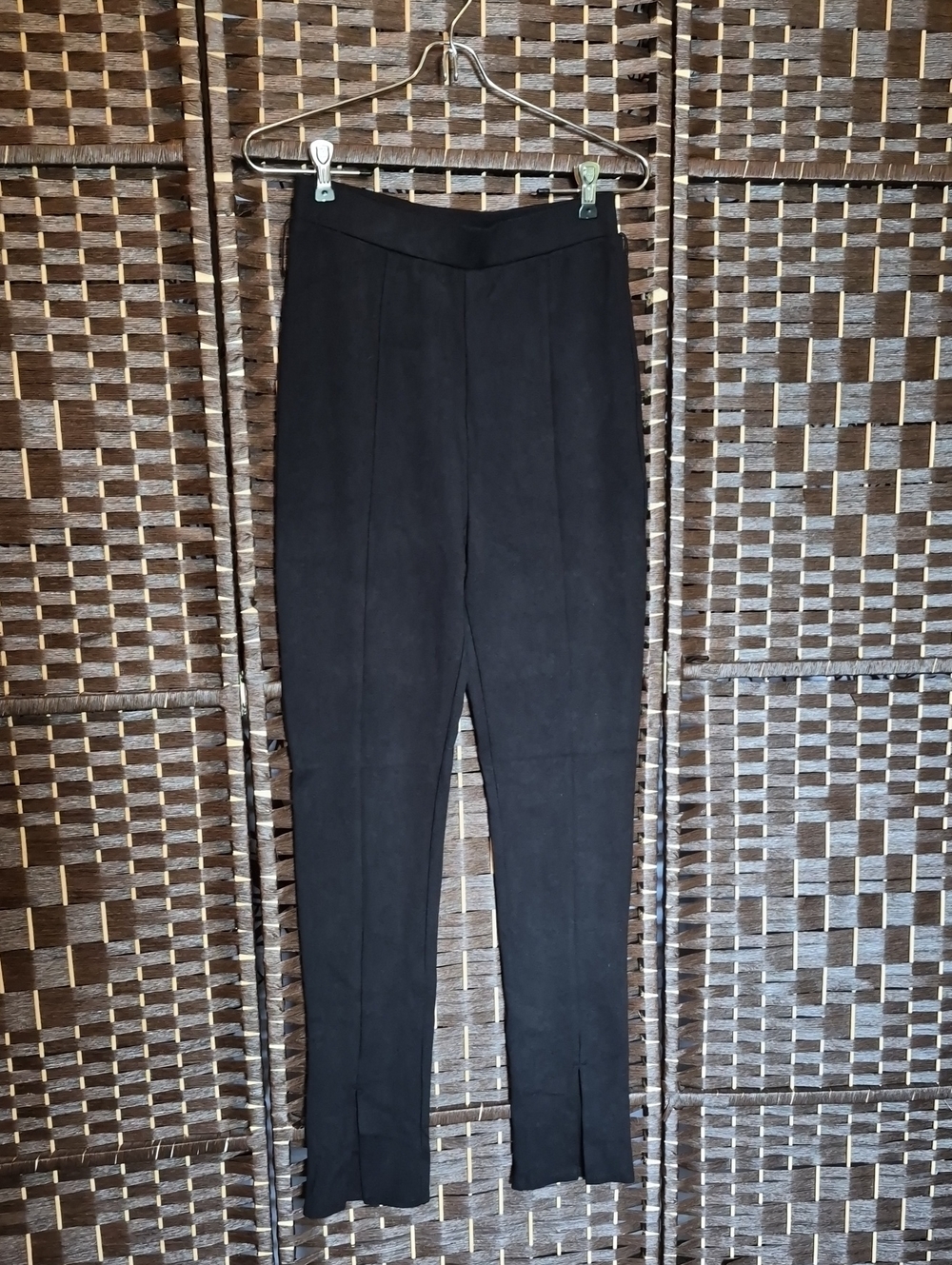 Women's Black Straight-Leg Leggings